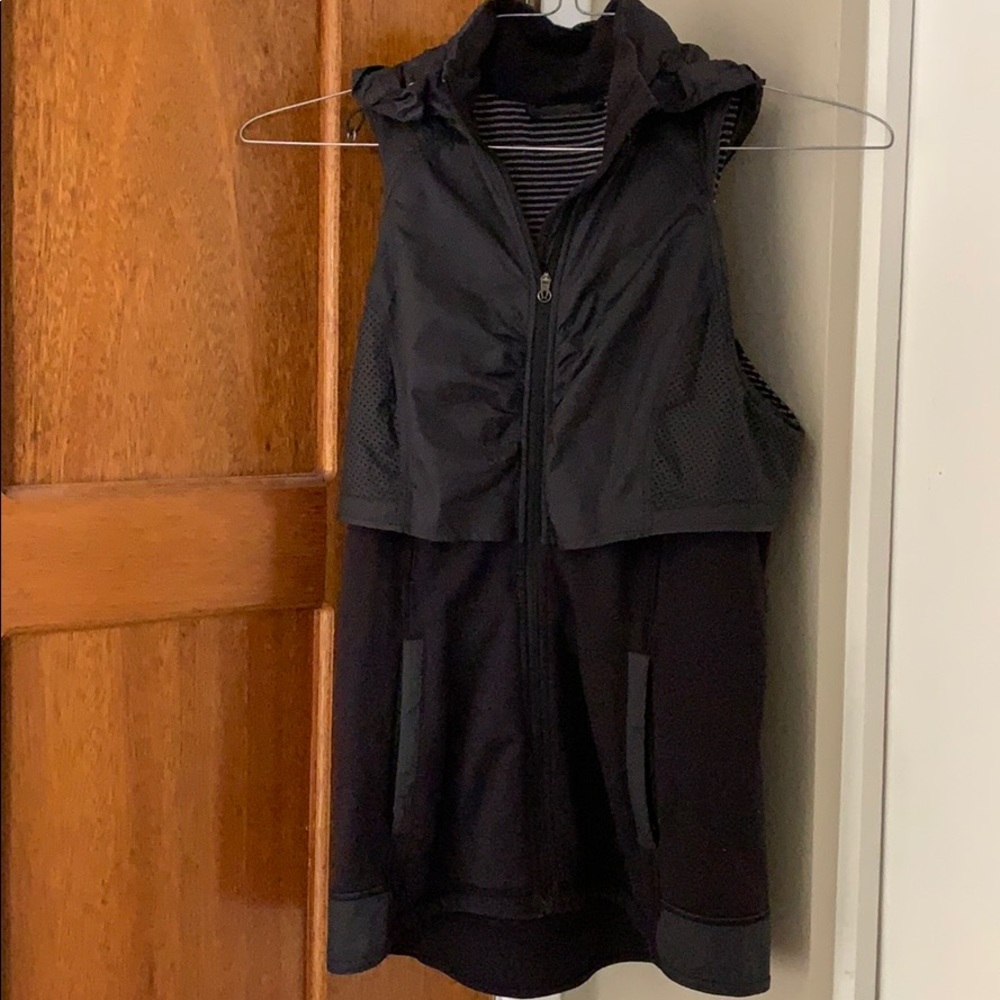 Lululemon black vest